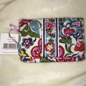 Vera Bradley taxi wallet NWT